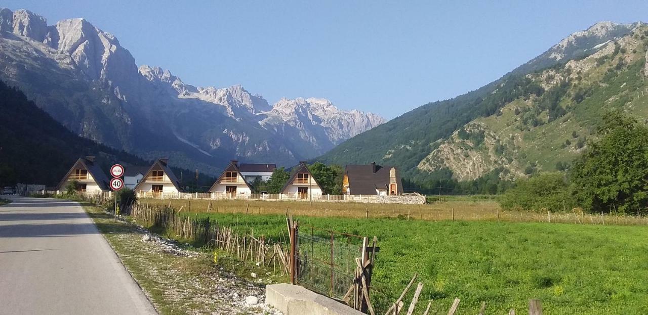 Aparthotel Bujtinat E Lugines Valbone Exterior foto